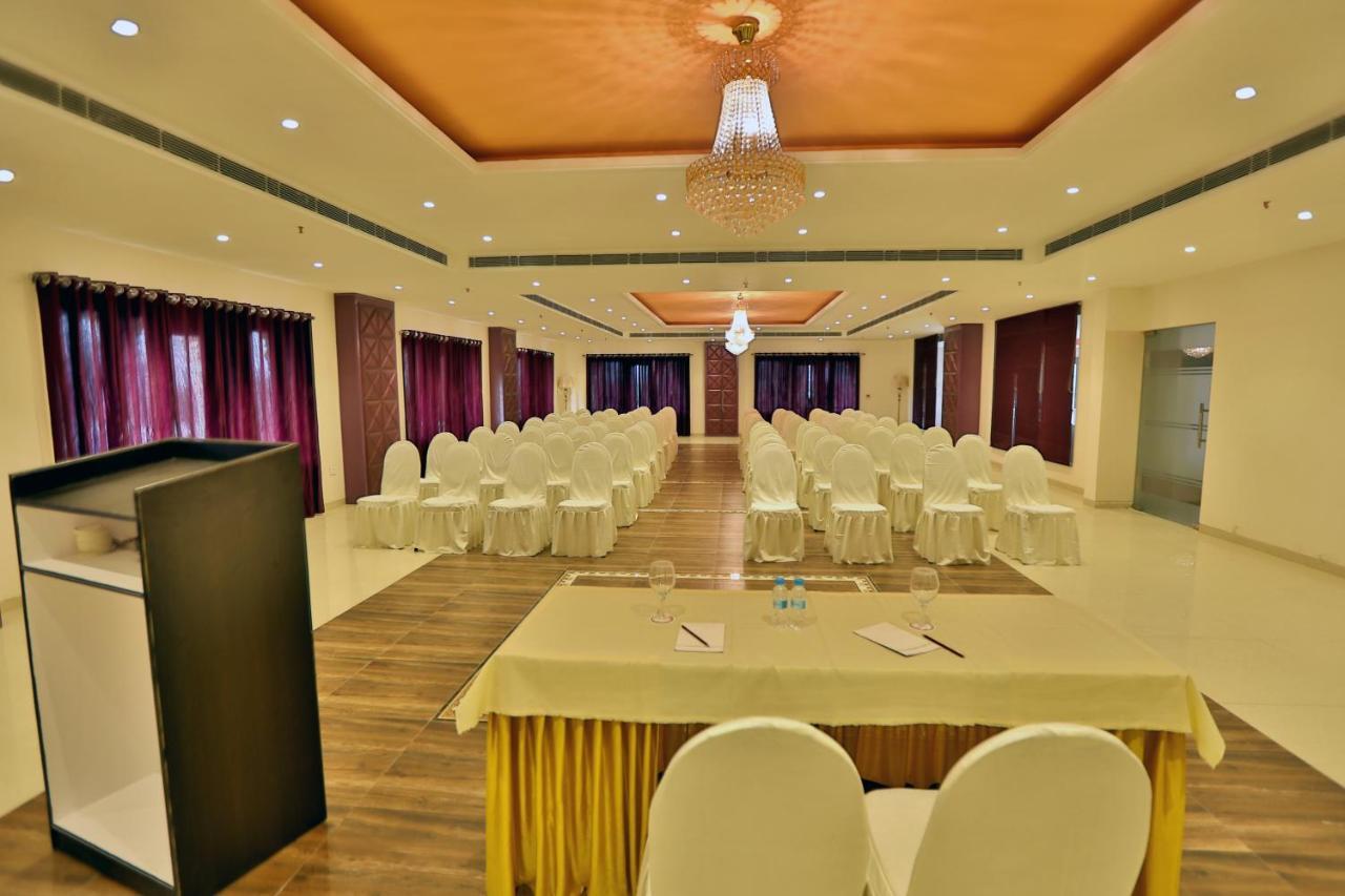Regenta Resort Bharatpur, Fatehpur Sikri Road Екстериор снимка