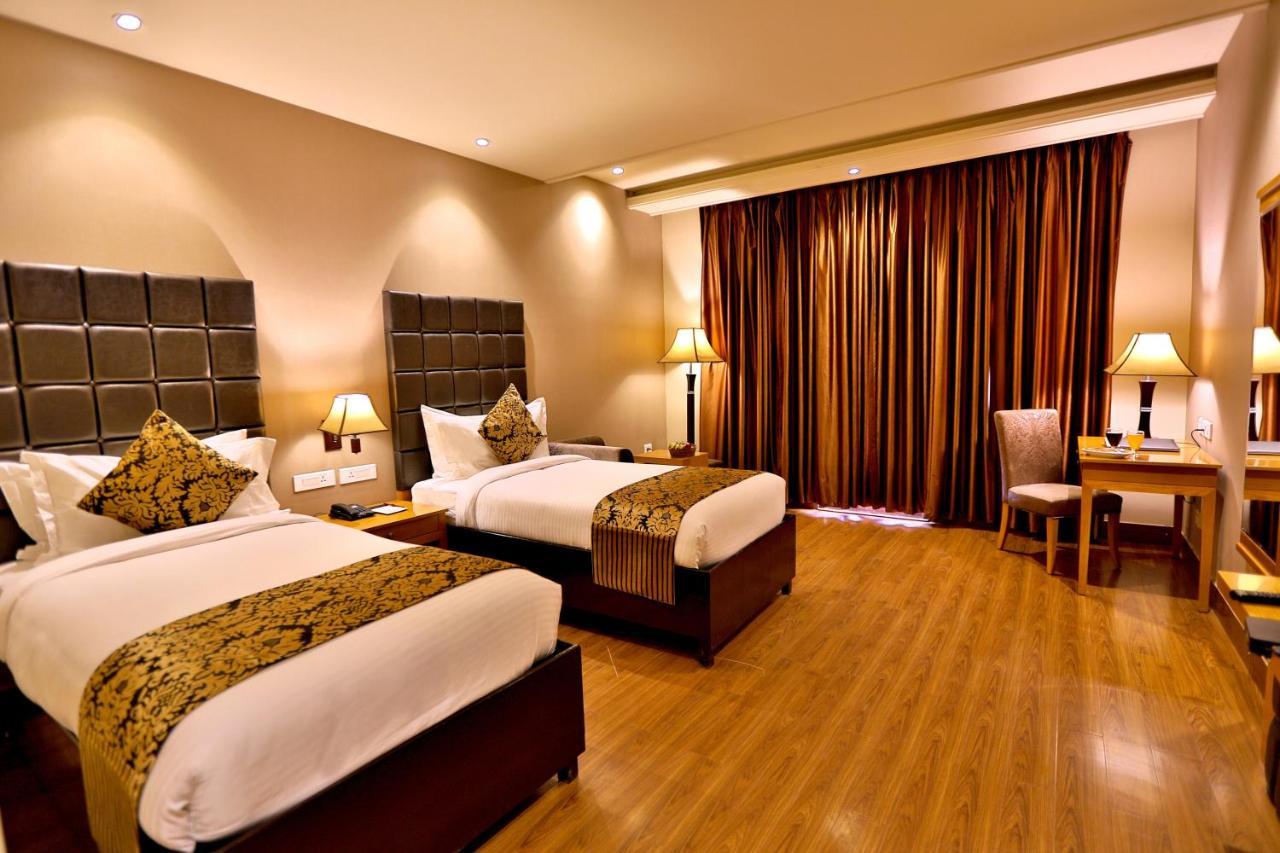 Regenta Resort Bharatpur, Fatehpur Sikri Road Екстериор снимка